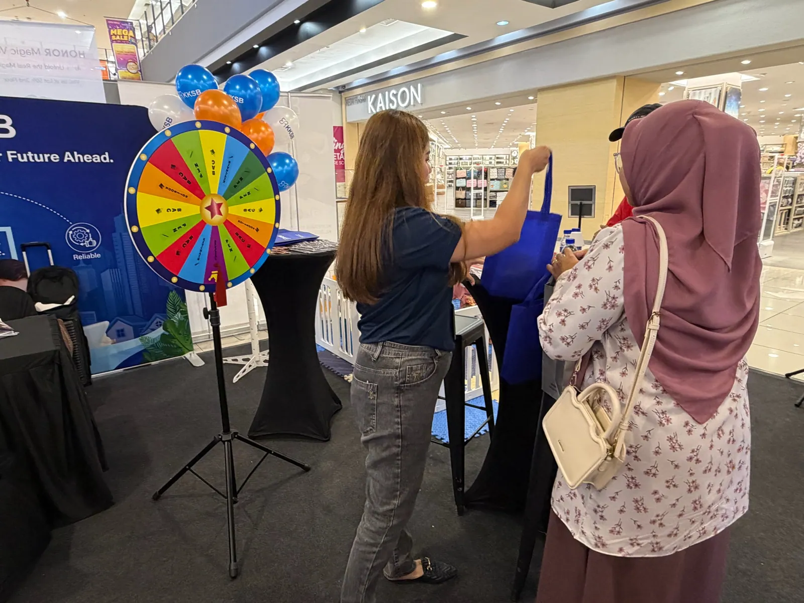 KKSB Anjur Kempen Jualan Hari Ahli di AEON Bukit Mertajam